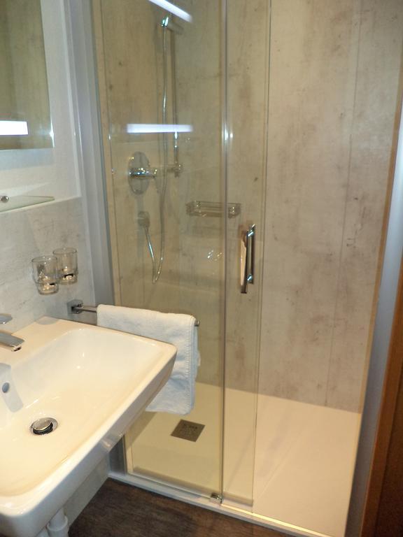 Gästehaus Tramnitz Mayrhofen Zimmer foto